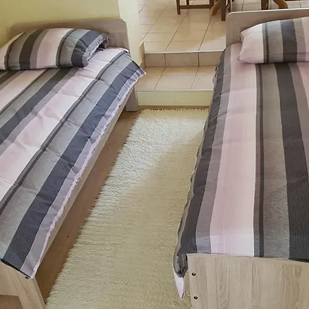 Nika * Šibenik
